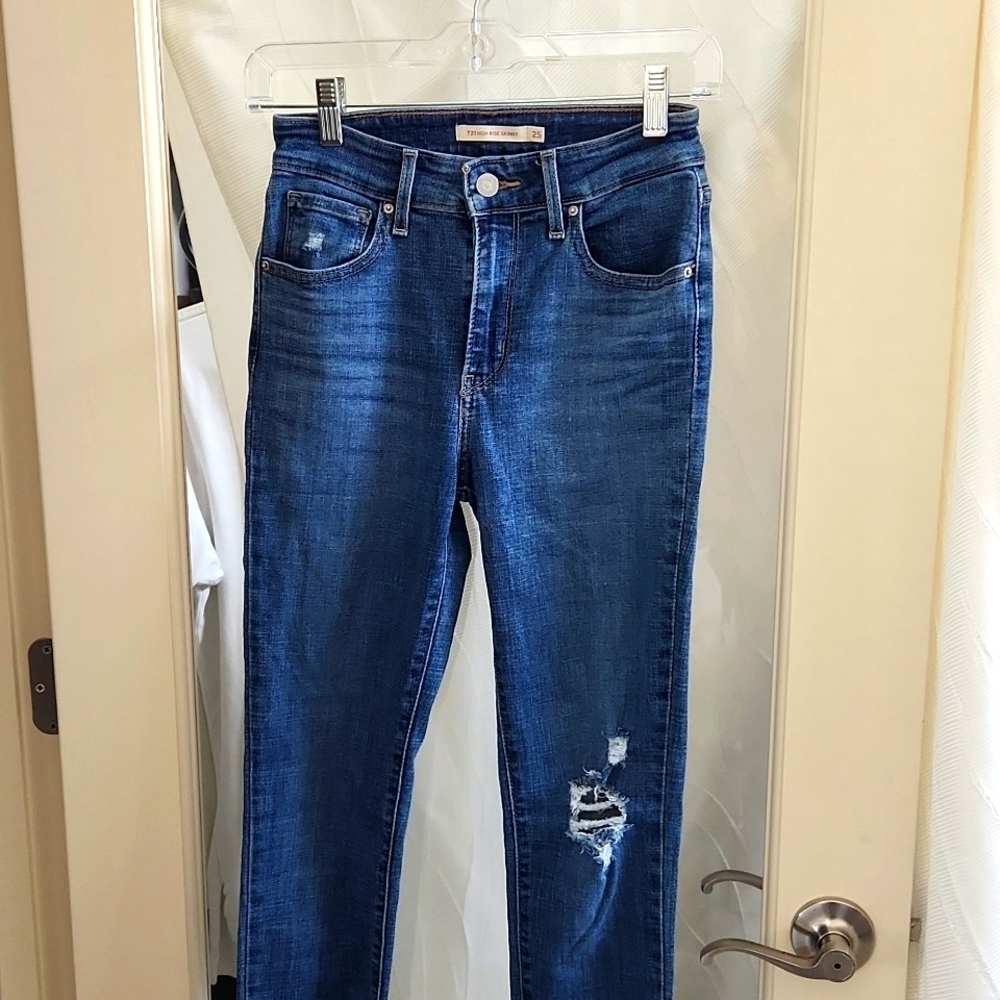 Levi's 721 High Rise Skinny Jean